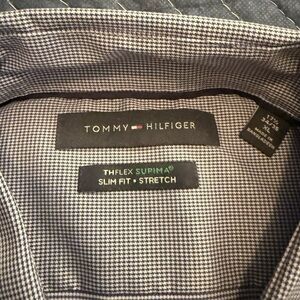 Tommy Hilfiger Men's Black and White Gingham Shirt